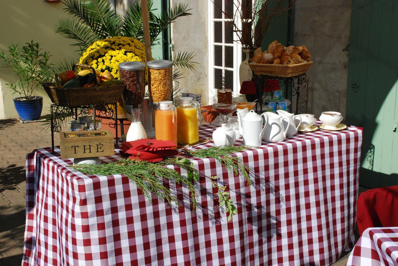 Au Saint Roch - Hôtel et Jardin Avignon Extérieur photo